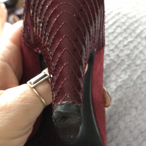 Wine colored Sofft heels - Picture 12 of 13